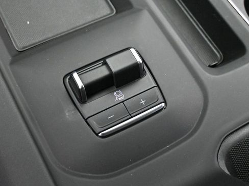 Used 2024 GMC Sierra 2500 Denali w/ Denali Reserve Package image 22