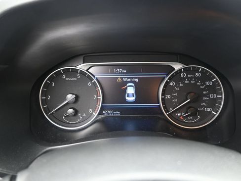 Used 2022 Nissan Altima 2.5 SV w/ SV Premium Package FWD image 13