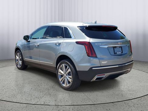 Certified 2024 Cadillac XT5 Premium Luxury w/ LPO, Floor Liner Package FWD image 4