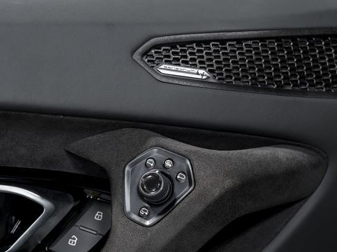Used 2023 Lamborghini Huracan Tecnica RWD image 10