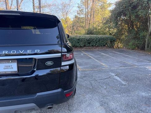 Used 2016 Land Rover Range Rover Sport SE image 9