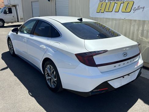 Used 2022 Hyundai Sonata SEL FWD image 2