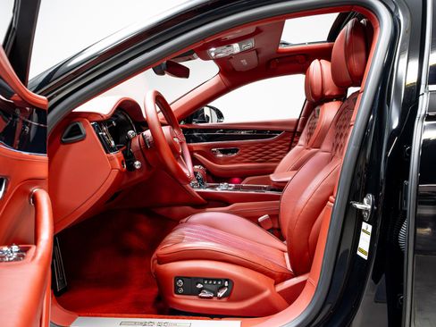 Used 2020 Bentley Flying Spur W12 w/ First Edition Specification image 5