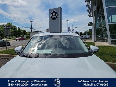 New 2026 Volkswagen Tiguan SE AWD/4WD image 23