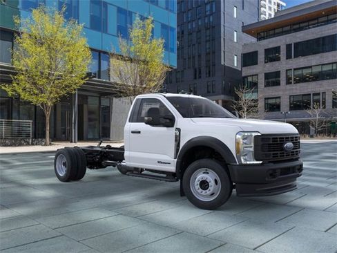 New 2025 Ford F550 4x4 Regular Cab Super Duty w/ Snow Plow Prep Package image 7