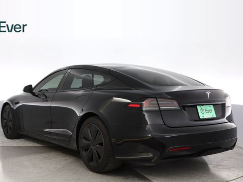 Used 2022 Tesla Model S AWD/4WD image 17
