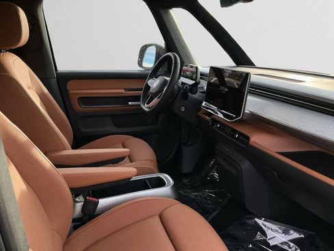 New 2025 Volkswagen ID. Buzz Pro S Plus image 15