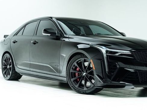 Used 2023 Cadillac CT4 V Blackwing w/ Driver Assist Package RWD image 3