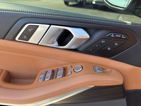 Used 2024 BMW X7 xDrive40i w/ Executive Package AWD/4WD image 8