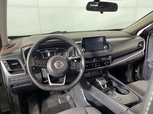 Used 2021 Nissan Rogue S image 8