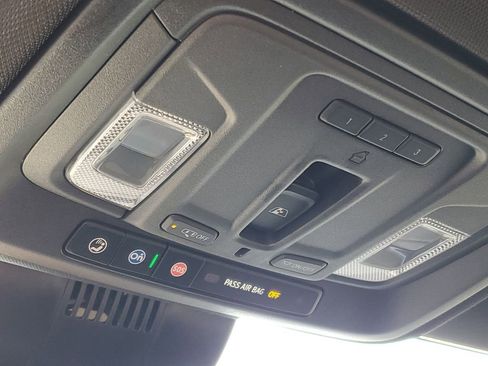 Used 2024 Chevrolet Silverado 1500 High Country image 20