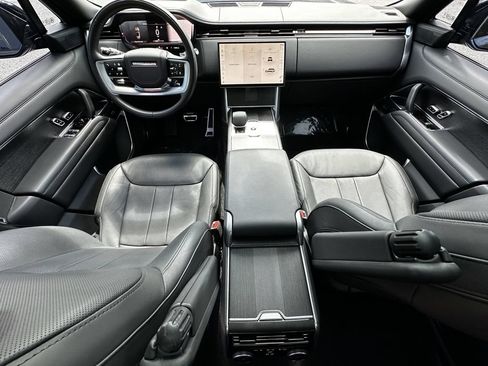 Used 2024 Land Rover Range Rover Long Wheelbase Autobiography AWD/4WD image 29