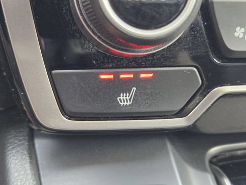 Used 2019 Honda CR-V Touring image 27