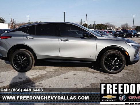 New 2026 Buick Envista Sport Touring image 40