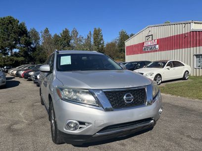 Used 2013 Nissan Pathfinder SL w/ Trailer Tow Pkg