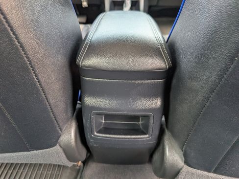 Used 2018 Toyota Corolla SE FWD image 7
