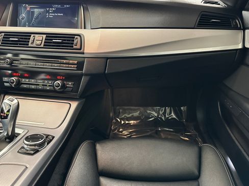 Used 2014 BMW 535d Sedan RWD image 32