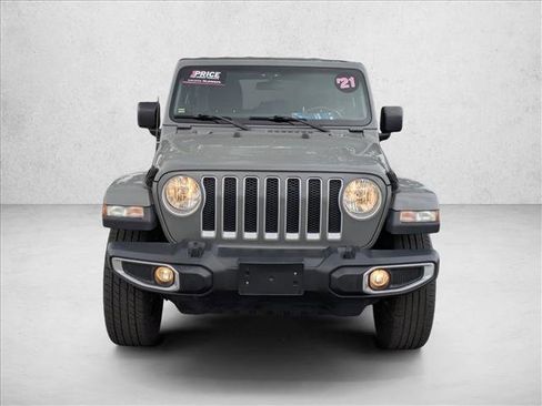 Used 2021 Jeep Wrangler Unlimited Sahara image 2