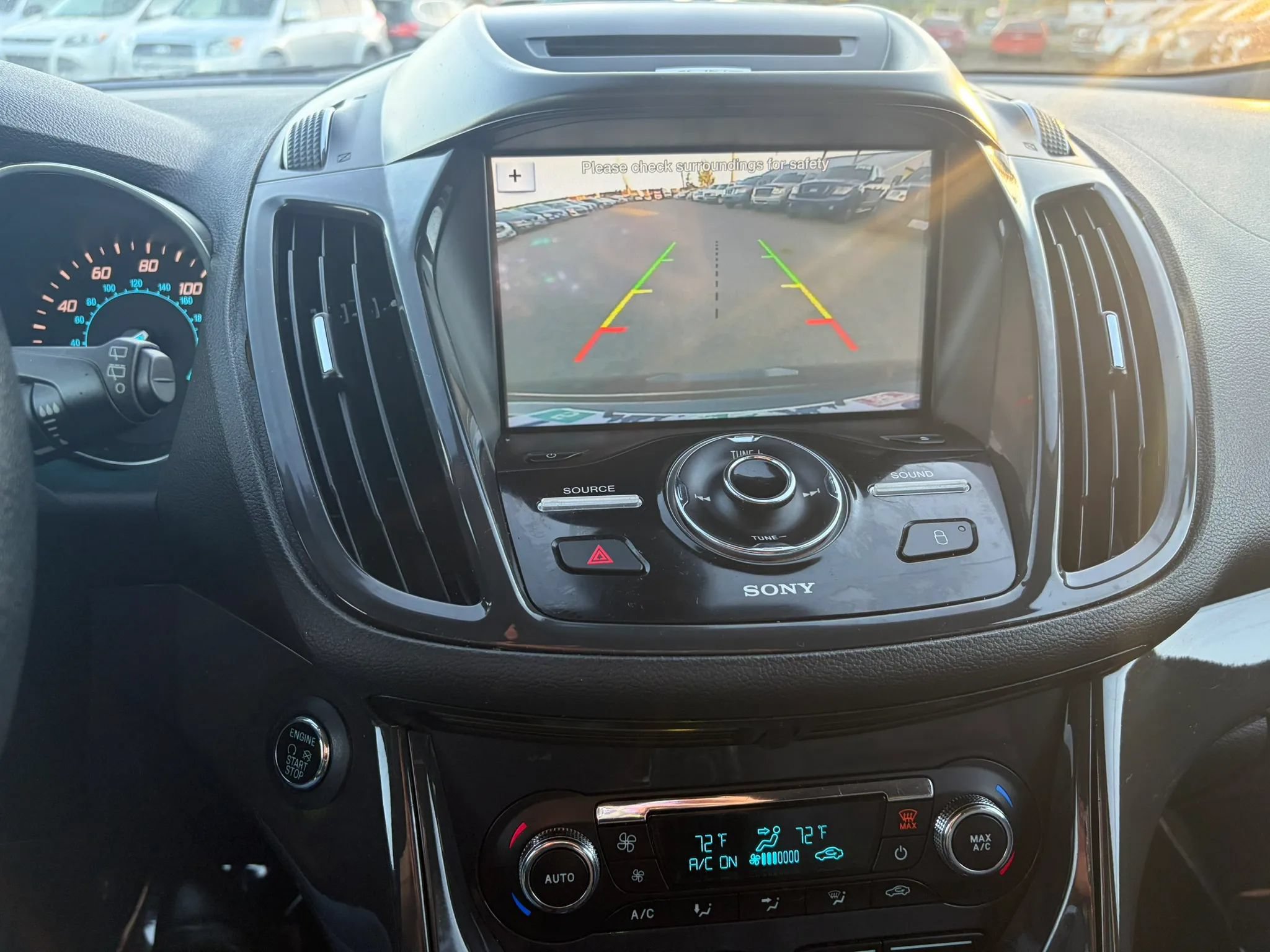 Used 2016 Ford Escape Titanium w/ Equipment Group 301A AWD/4WD image 19