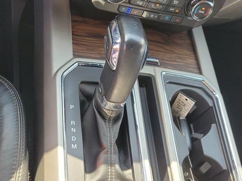 Certified 2019 Ford F150 Lariat w/ Equipment Group 501A Mid AWD/4WD image 28