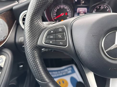 Used 2018 Mercedes-Benz GLC 300 GLC 300 image 27