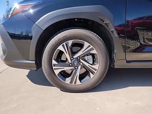 Certified 2025 Subaru Crosstrek 2.0i Premium image 13