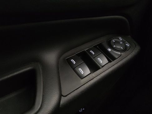 Used 2021 Chevrolet Equinox LT image 27