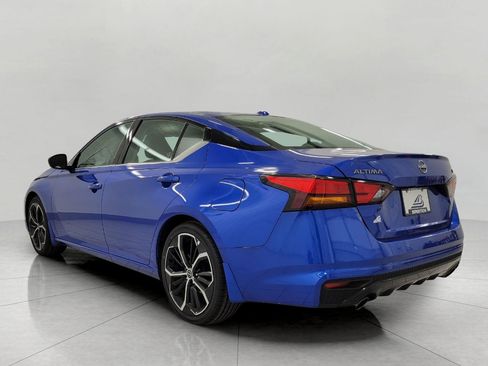 Used 2025 Nissan Altima 2.5 SR image 21