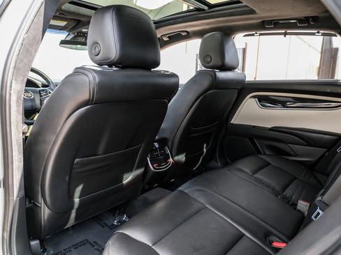 Used 2015 Cadillac XTS Platinum AWD/4WD image 30