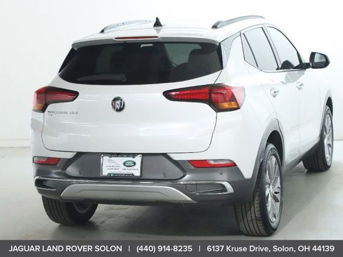 Used 2020 Buick Encore GX Essence w/ Experience Buick Package image 8