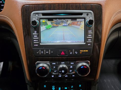 Used 2016 Chevrolet Traverse LTZ image 36