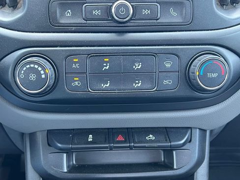 Used 2017 Chevrolet Colorado W/T w/ WT Convenience Package RWD image 14