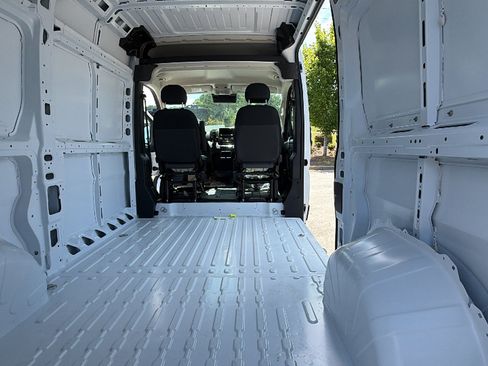 New 2026 RAM ProMaster 1500 w/ Convenience Group FWD image 13