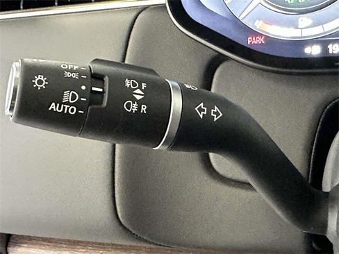 Used 2024 Land Rover Range Rover SE image 27