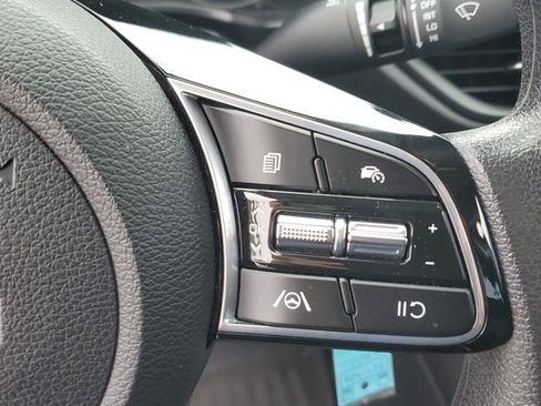 Used 2023 Kia Forte LXS w/ LXS Technology Package image 23