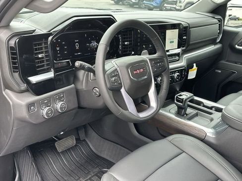 New 2026 GMC Sierra 1500 SLT w/ SLT Premium Package AWD/4WD image 10
