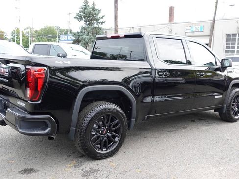 Used 2024 GMC Sierra 1500 Elevation image 3
