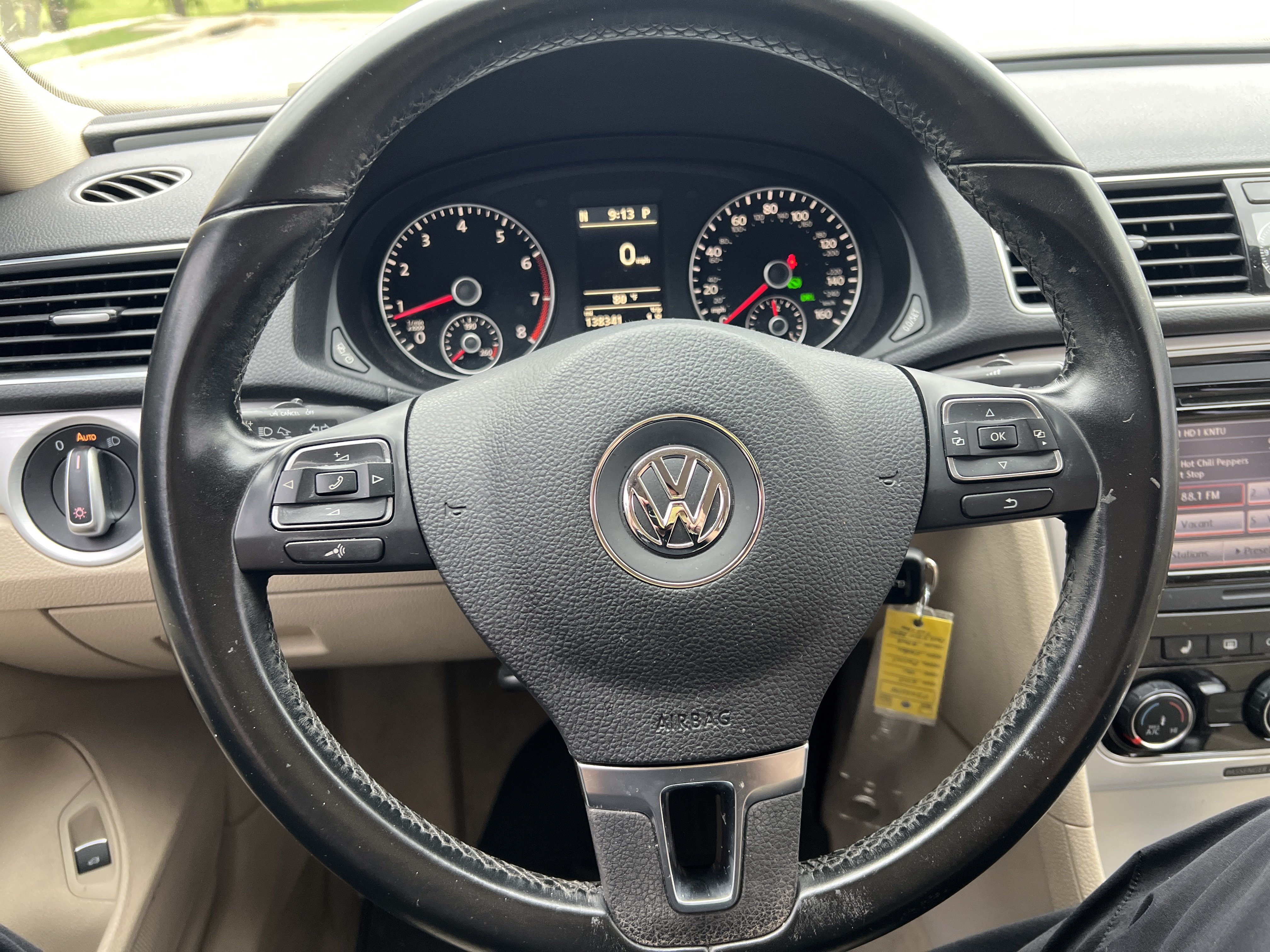 Used 2013 Volkswagen Passat 2.5 SE FWD image 14