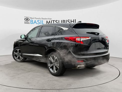 Used 2023 Acura RDX AWD w/ Advance Package image 3