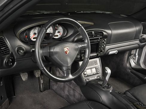 Used 2005 Porsche 911 Turbo image 4