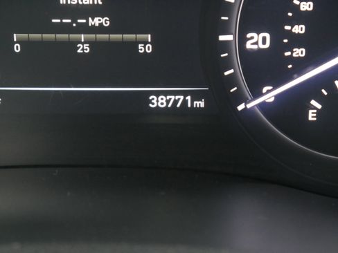 Used 2019 Genesis G80 3.3T Sport image 34