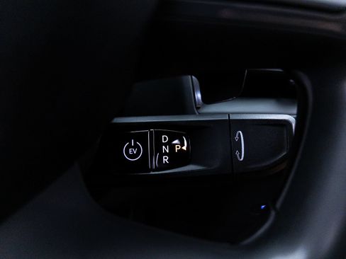 Certified 2024 Kia EV9 Land AWD/4WD image 38