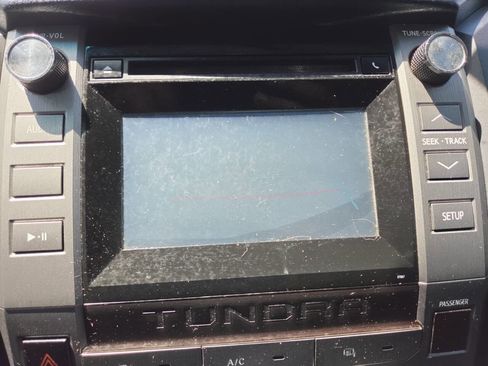 Used 2015 Toyota Tundra SR RWD image 29