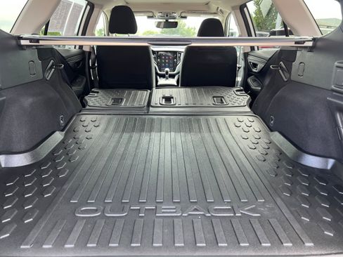 Certified 2025 Subaru Outback Premium AWD/4WD image 12