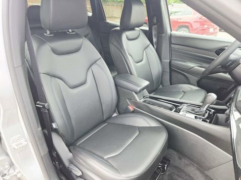 Certified 2026 Jeep Compass Limited AWD/4WD image 15