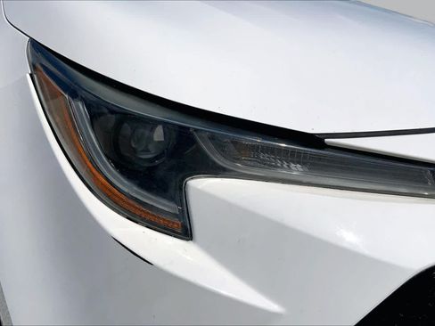 Used 2021 Toyota Corolla LE FWD image 27