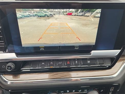 Used 2023 Chevrolet Silverado 1500 LT image 17