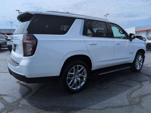 Used 2024 Chevrolet Tahoe LT w/ Luxury Package AWD/4WD image 5