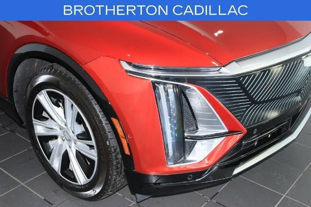 Certified 2024 Cadillac Lyriq Tech w/ Driver Assist Package AWD/4WD image 14