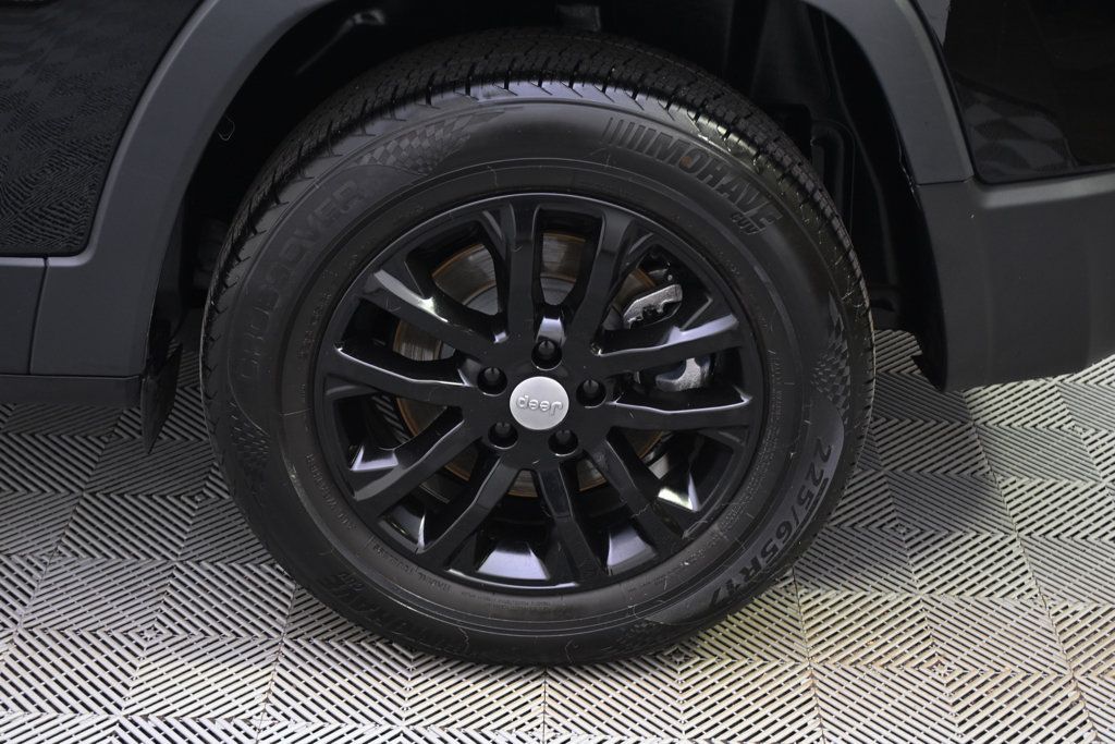Used 2022 Jeep Cherokee Latitude Lux AWD/4WD image 20
